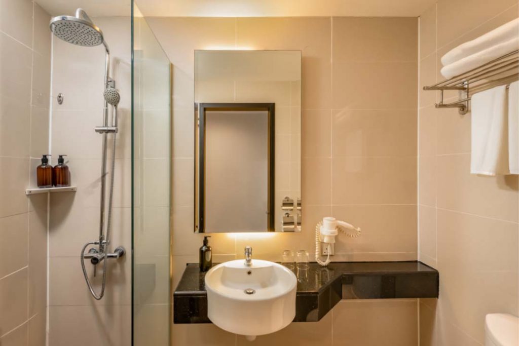 Centerstage PJ Bathroom