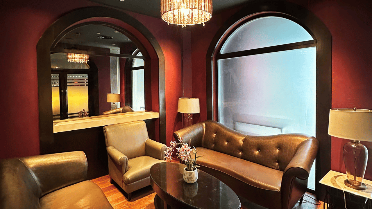 Trinidad Cigar Club Eastin Hotel Lounge Area 3